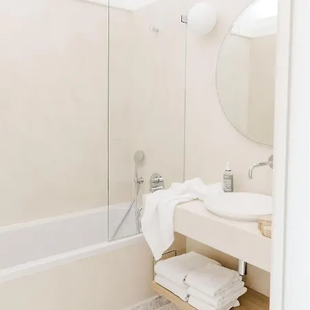Restaurant Les Arnelles Hotel 4*