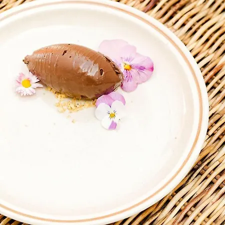 Restaurant Les Arnelles Hotel 4*