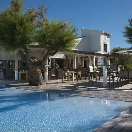 Hotel Restaurant Les Arnelles Saintes-Maries-de-La-Mer